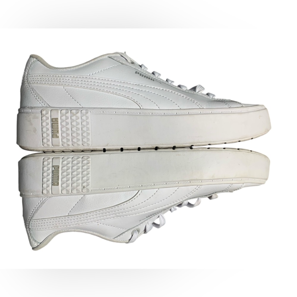 Puma Smash Platform White Sneakers Womens 8.5 Low Top 373035-01